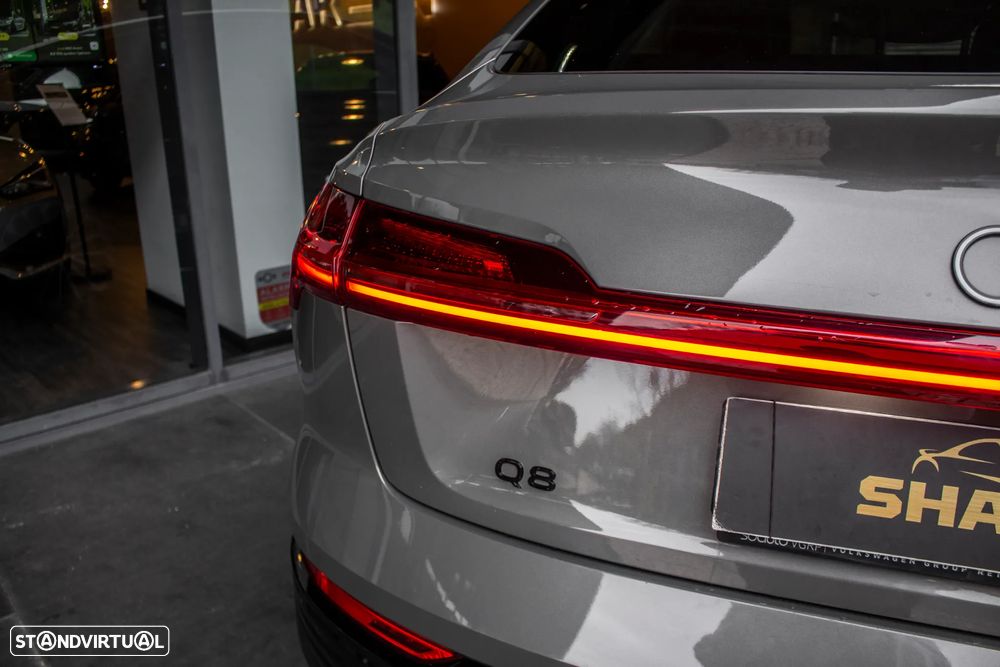Audi Q8 e-Tron Sportback 55 quattro advanced - 11