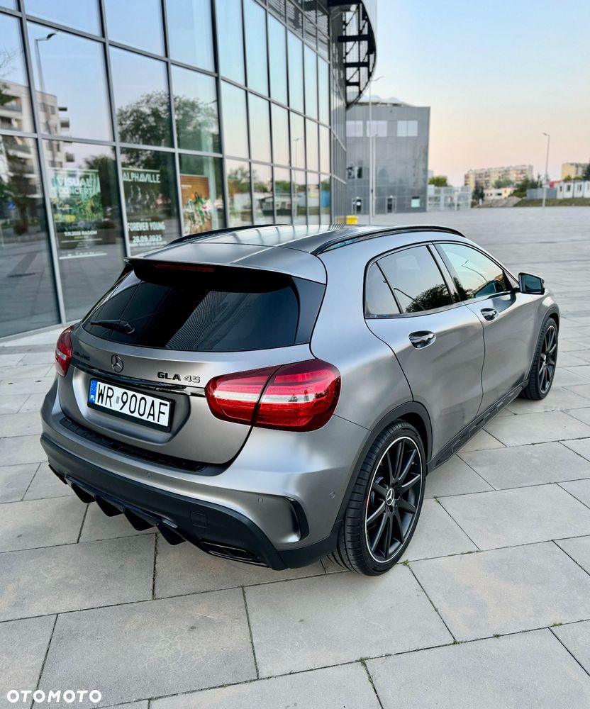 Mercedes-Benz GLA AMG 45 4Matic AMG Speedshift 7G-DCT Yellow Night Edition - 4