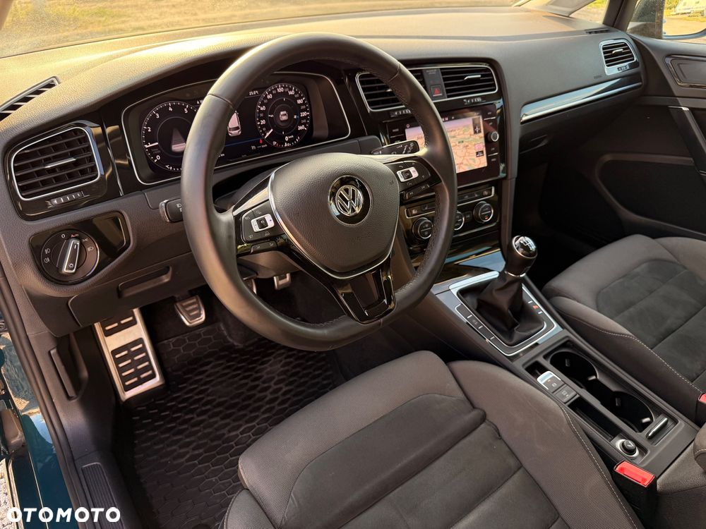 Volkswagen Golf Variant - 14