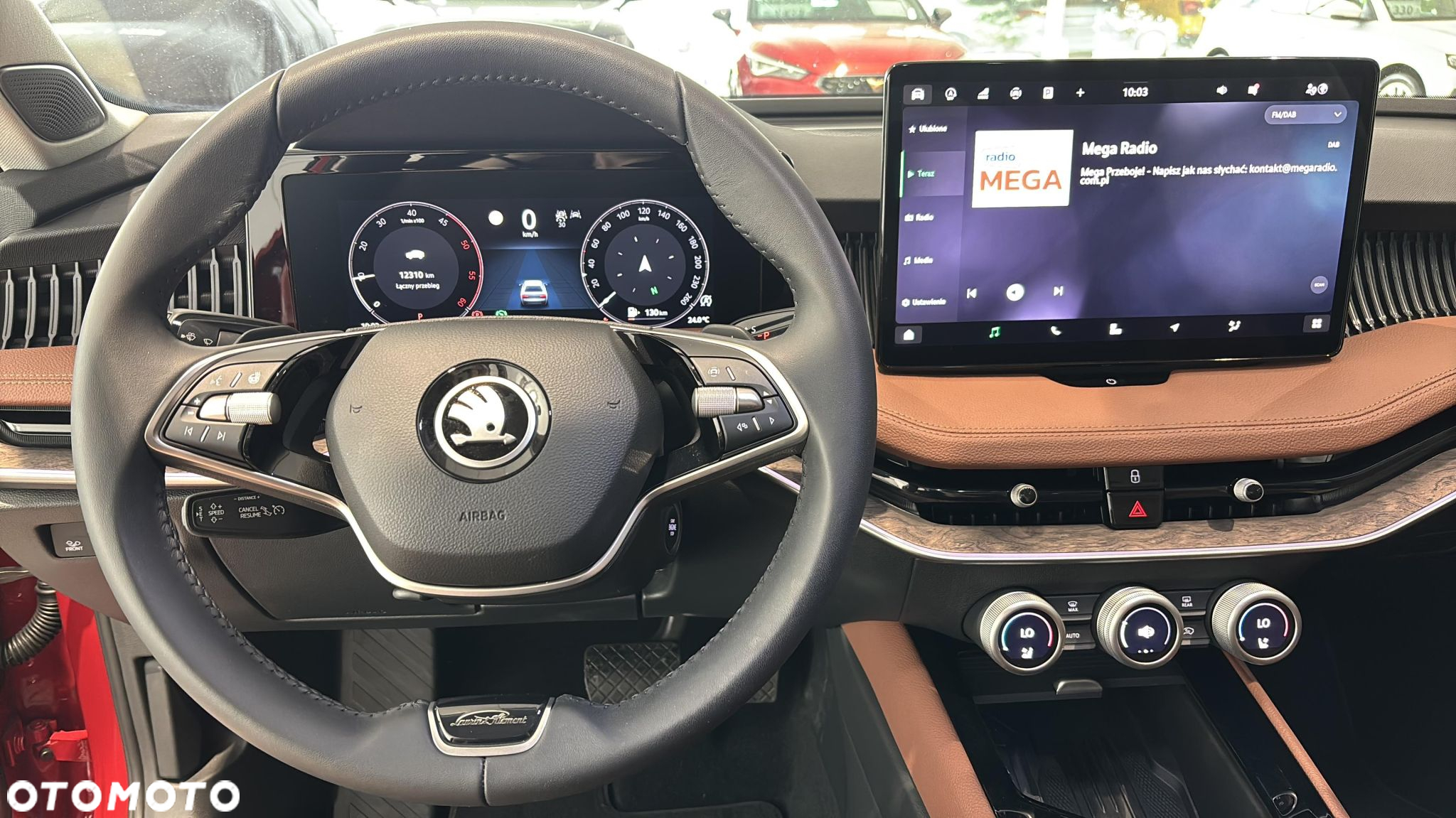 Skoda Superb 2.0 TDI SCR L&K DSG - 13