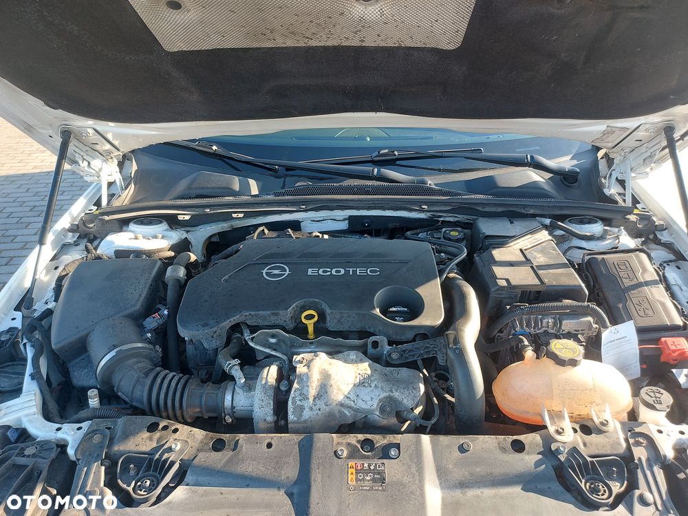 Opel Insignia 2.0 CDTI - 17