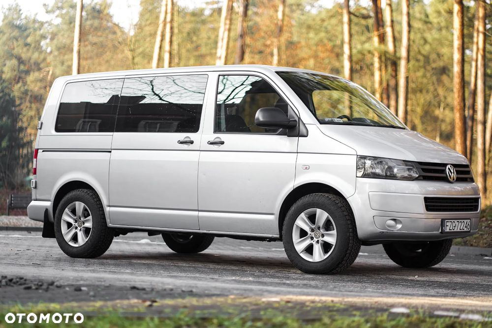 Volkswagen Transporter - 1