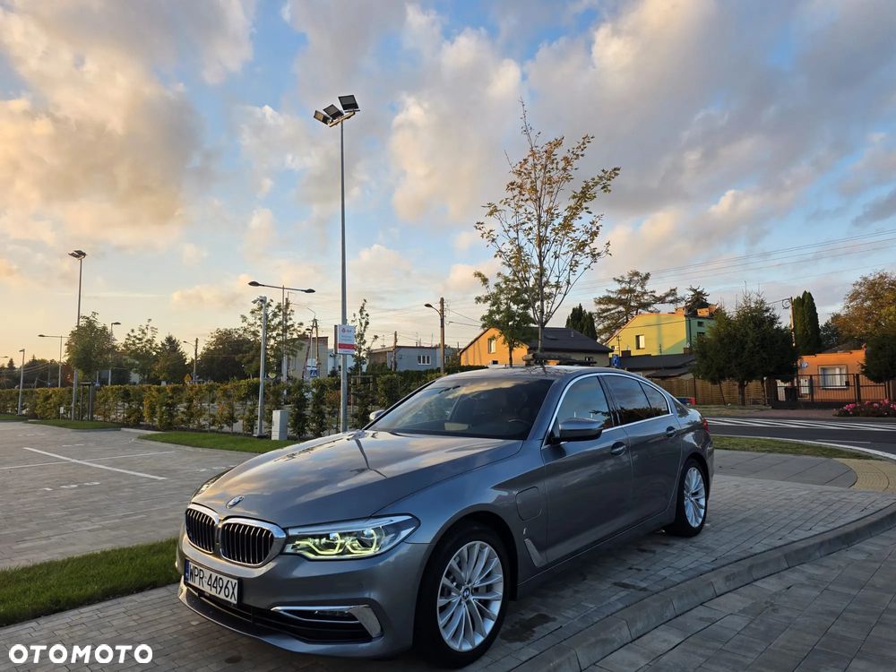 BMW Seria 5 530e iPerformance GPF Luxury Line - 2