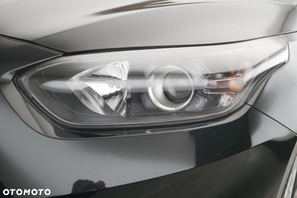 Kia Ceed - 13