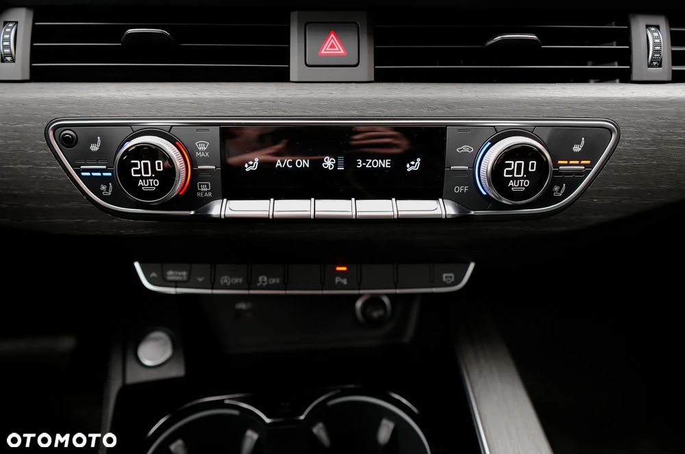 Audi A4 Limousine 45 TFSI mHEV Quattro Black Edition S tronic - 17