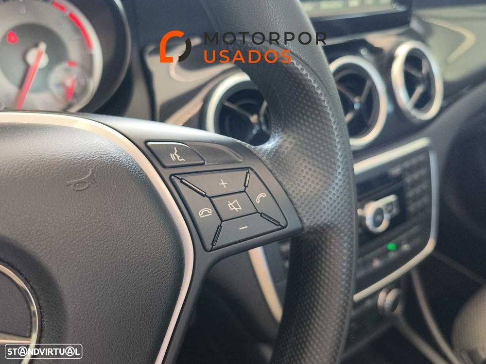 Mercedes-Benz CLA 200 CDI Urban - 16