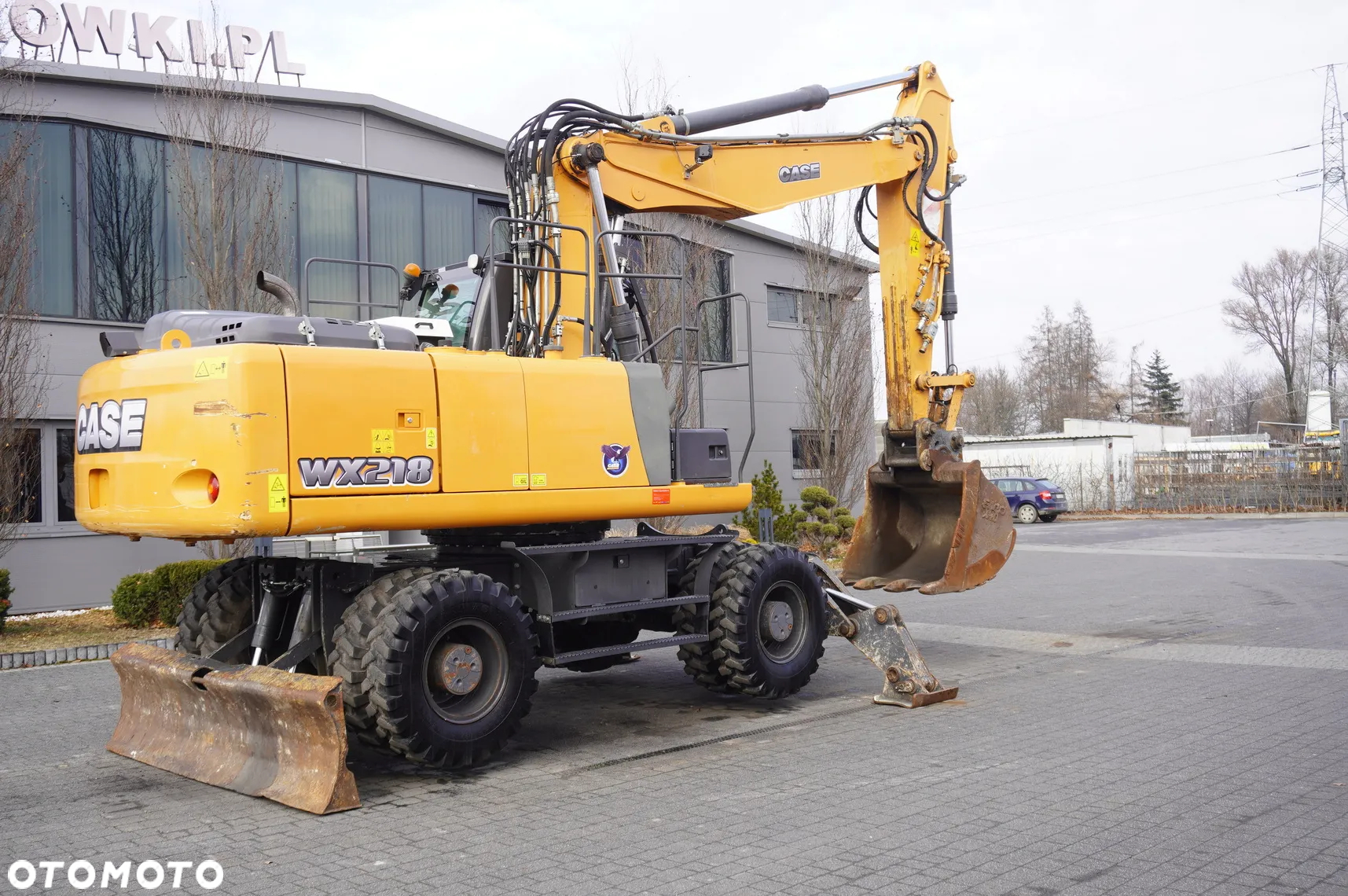 Case kołowa Case WX218 / 23t / ramię 3 razy łamane - 18