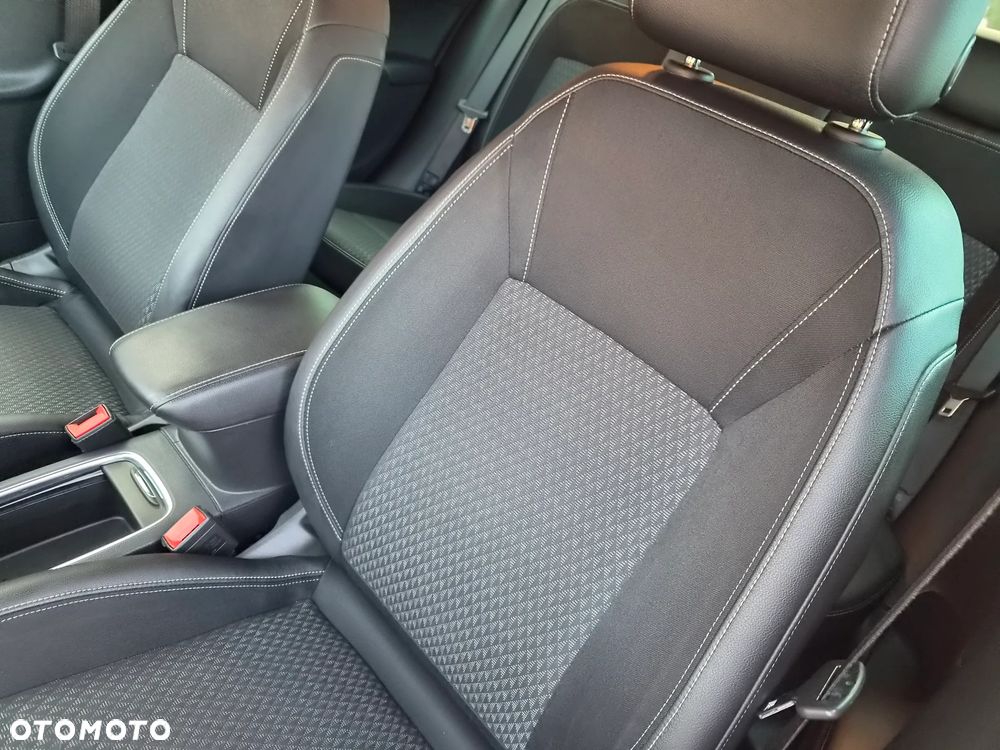 Opel Astra 1.4 Turbo Innovation - 31