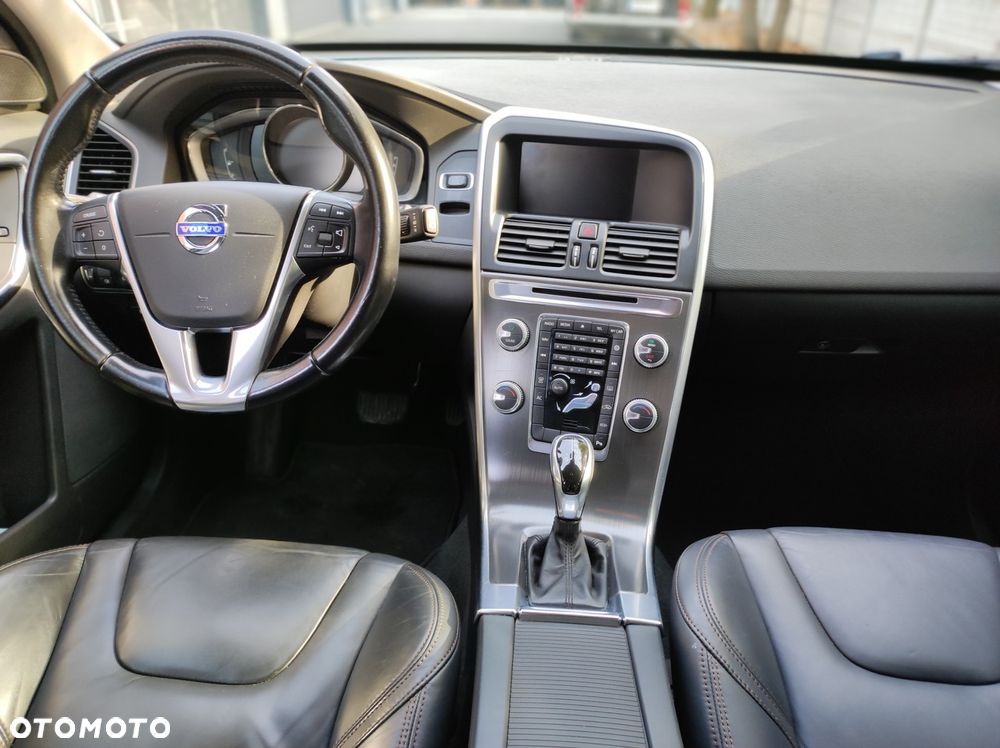 Volvo XC 60 D4 Drive-E Summum - 6