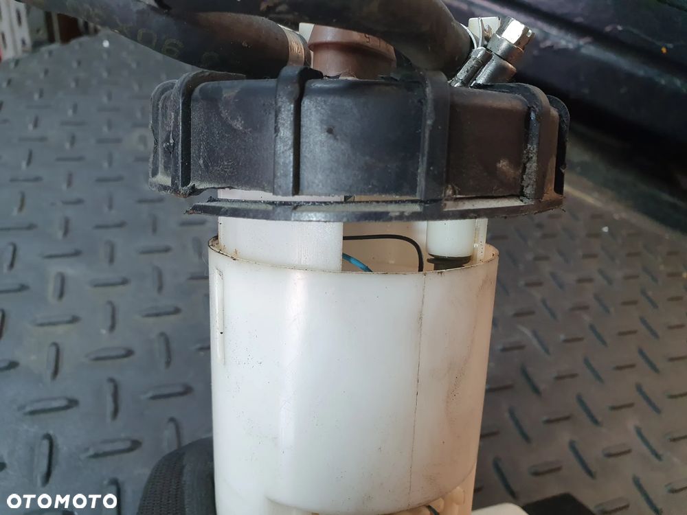 CITROEN SAXO 99-03 CZUJNIK POZIOMU PALIWA 1.5D 9637513580 - 2