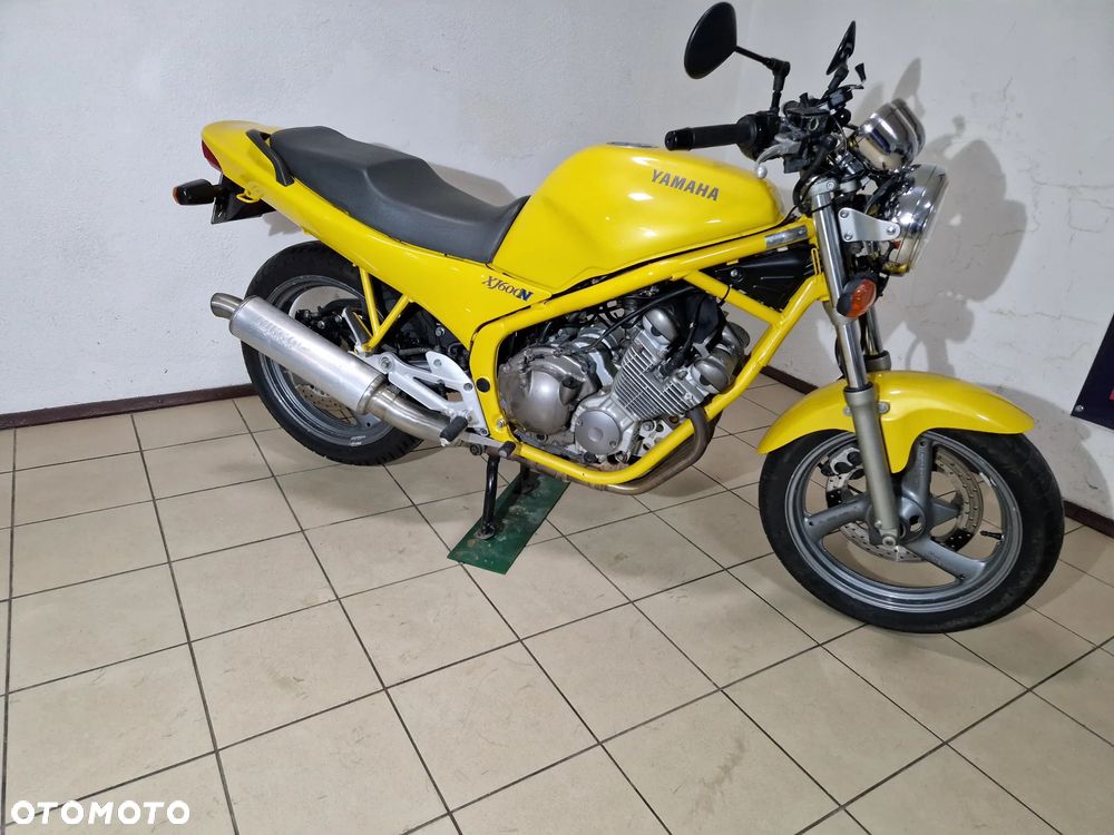 Yamaha XJ - 12