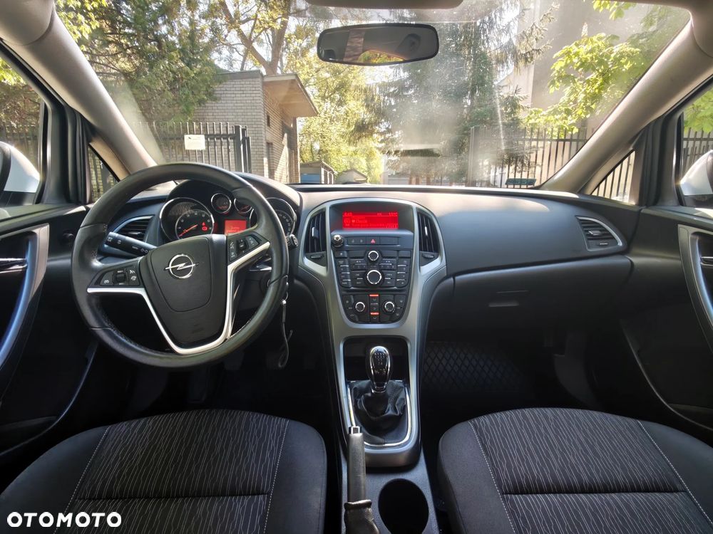 Opel Astra - 12