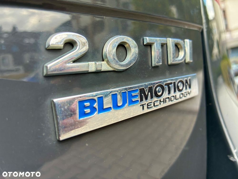Volkswagen Passat 2.0 TDI Comfortline - 11