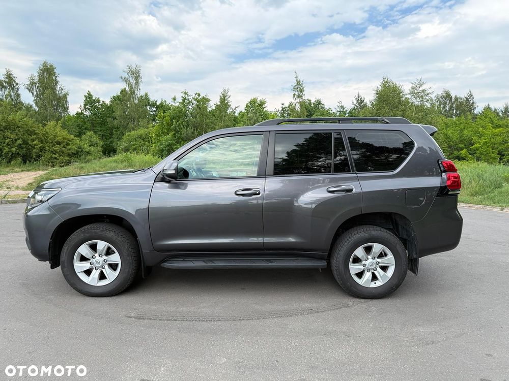 Toyota Land Cruiser - 3