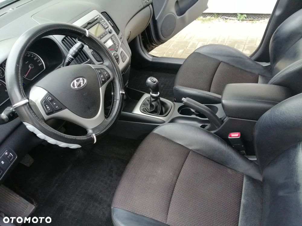 Hyundai i30 1.6 CRDi Comfort - 12