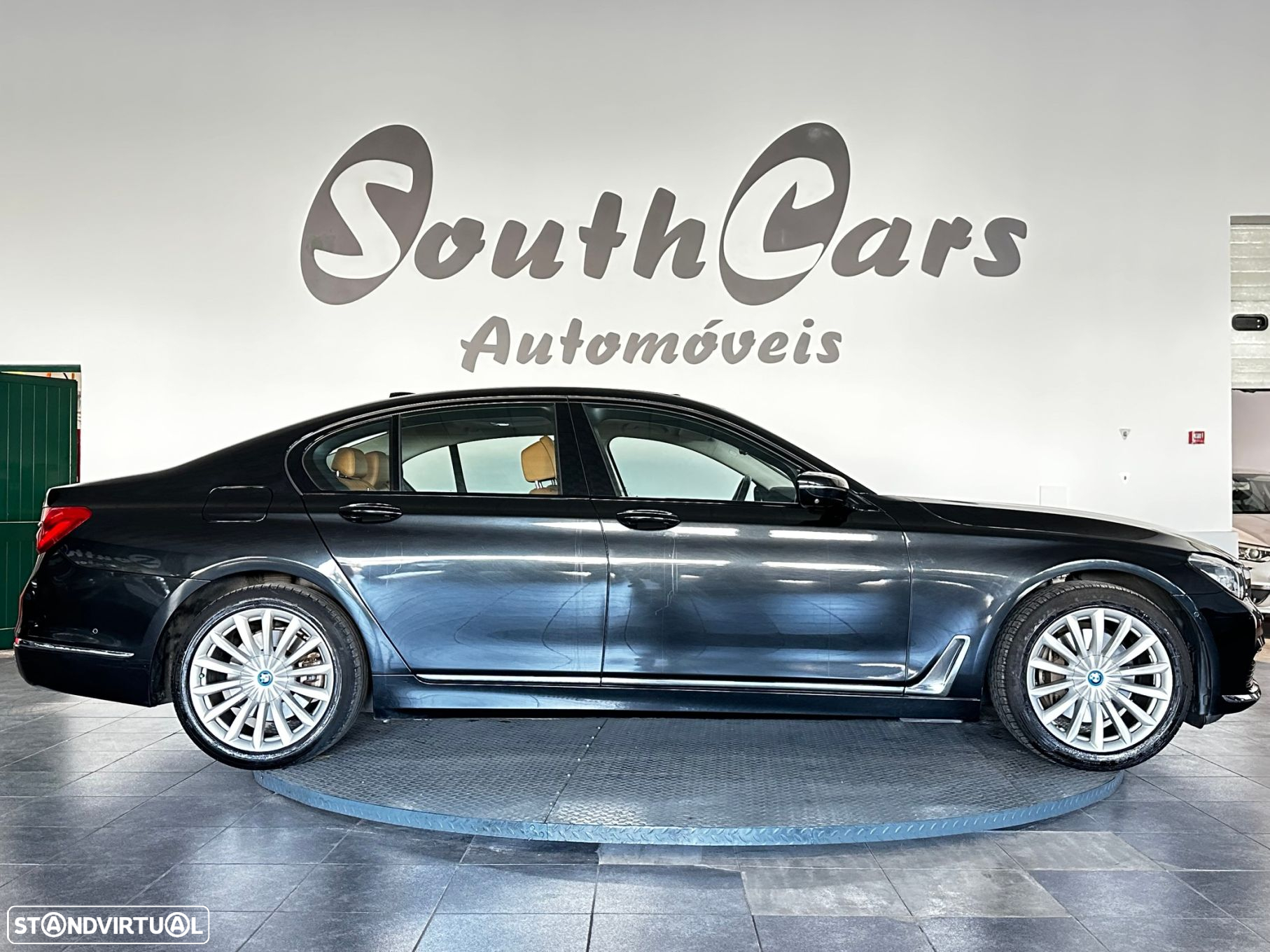 BMW 740 - 2