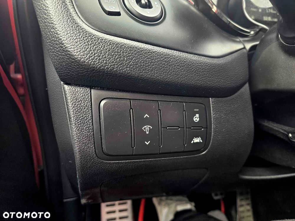 Kia Ceed 1.6 T-GDI GT-Challenge - 38