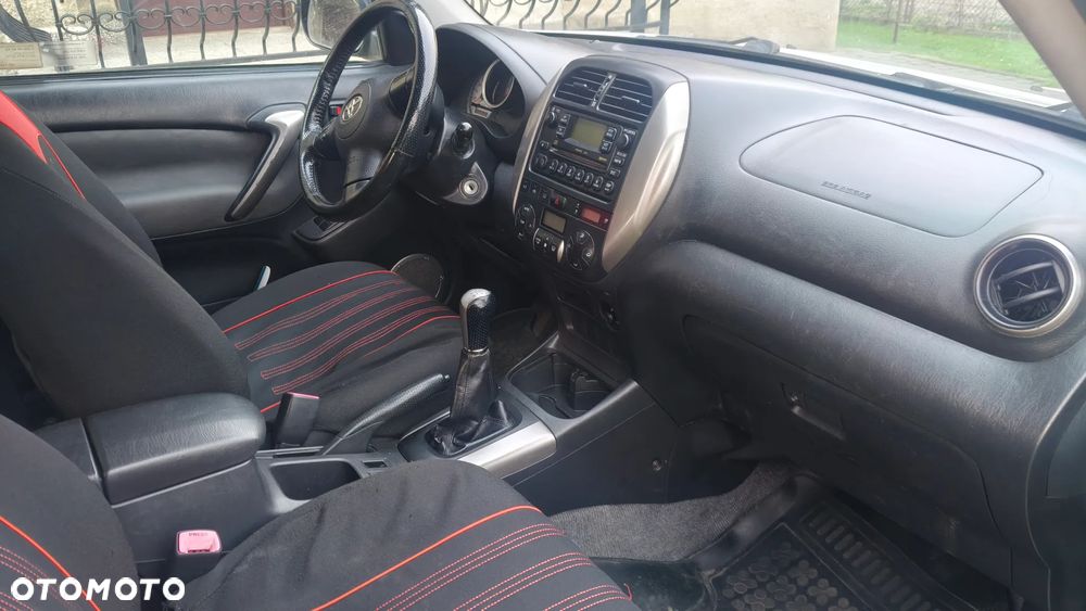 Toyota RAV4 2.0 VVT-i Sol - 13