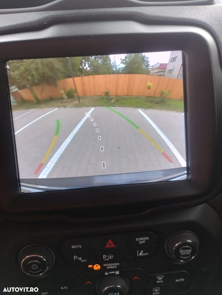 Jeep Renegade - 9