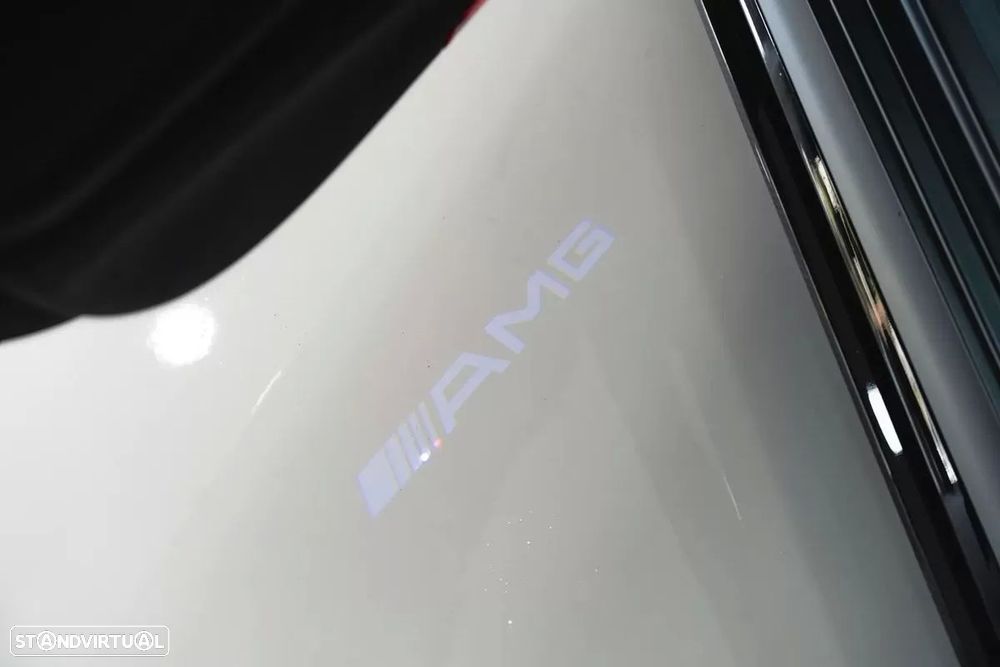 Mercedes-Benz E 63 AMG S 4-Matic+ - 12