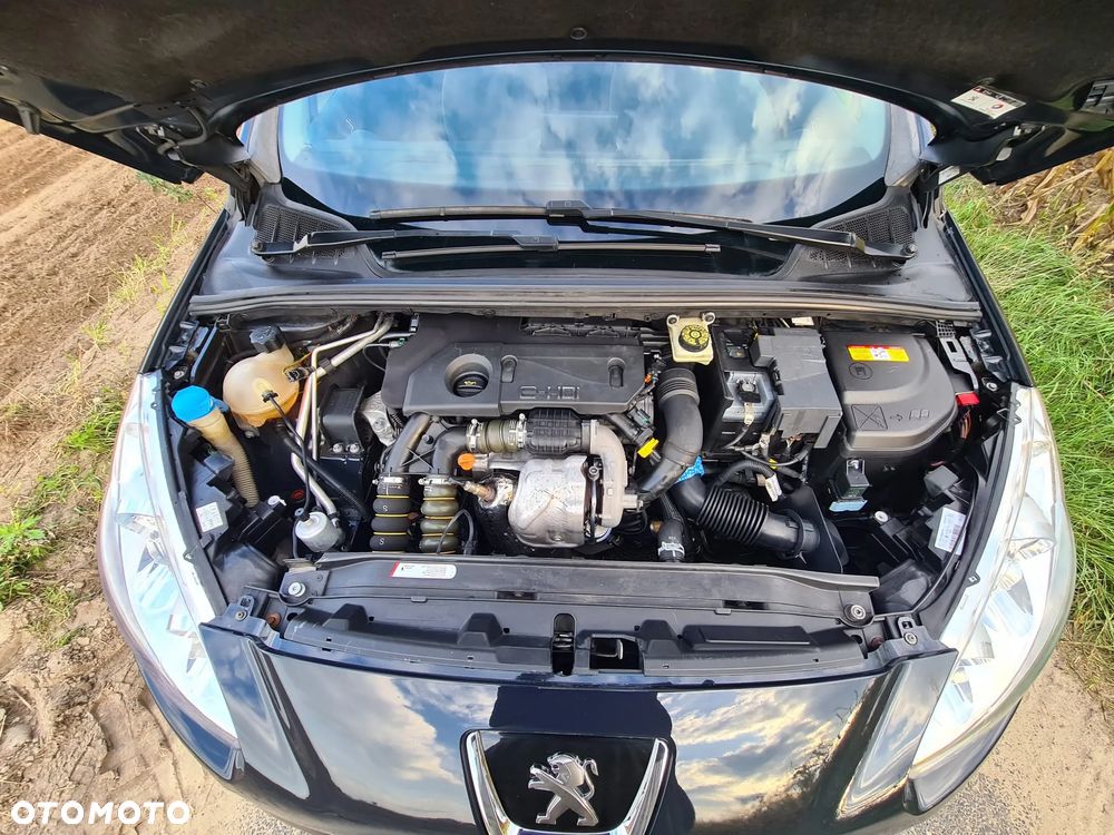 Peugeot 308 1.6 e-HDi Active STT - 12