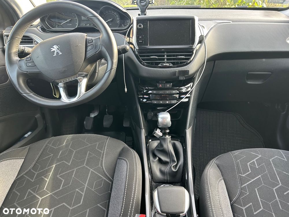 Peugeot 2008 1.5 BlueHDi Active S&S - 8