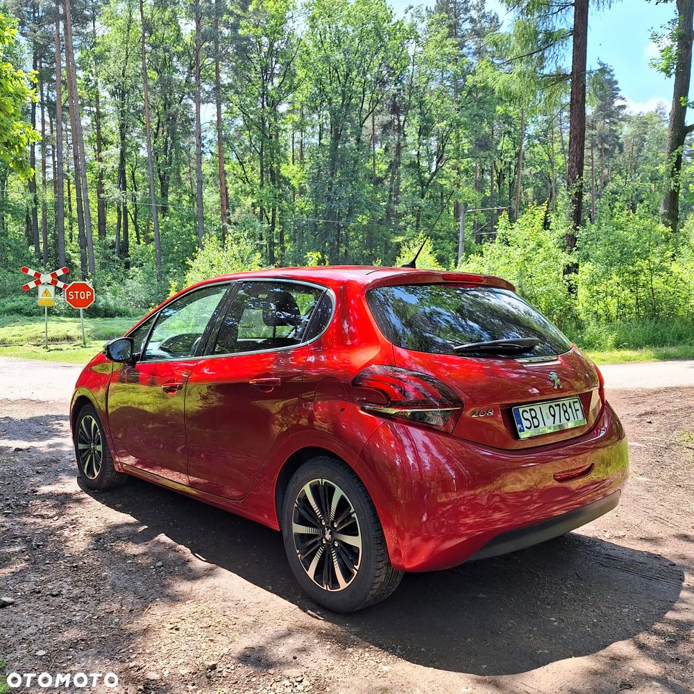 Peugeot 208 PureTech 110 Stop & Start Allure - 9