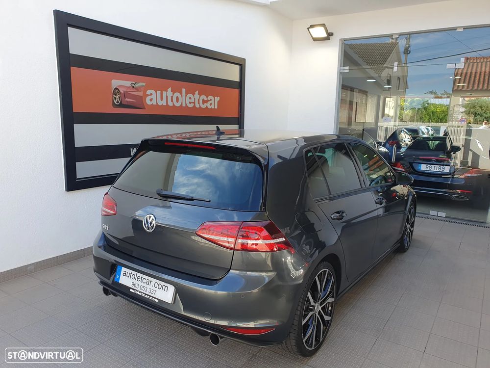 VW Golf 2.0 TSi GTi DSG - 8