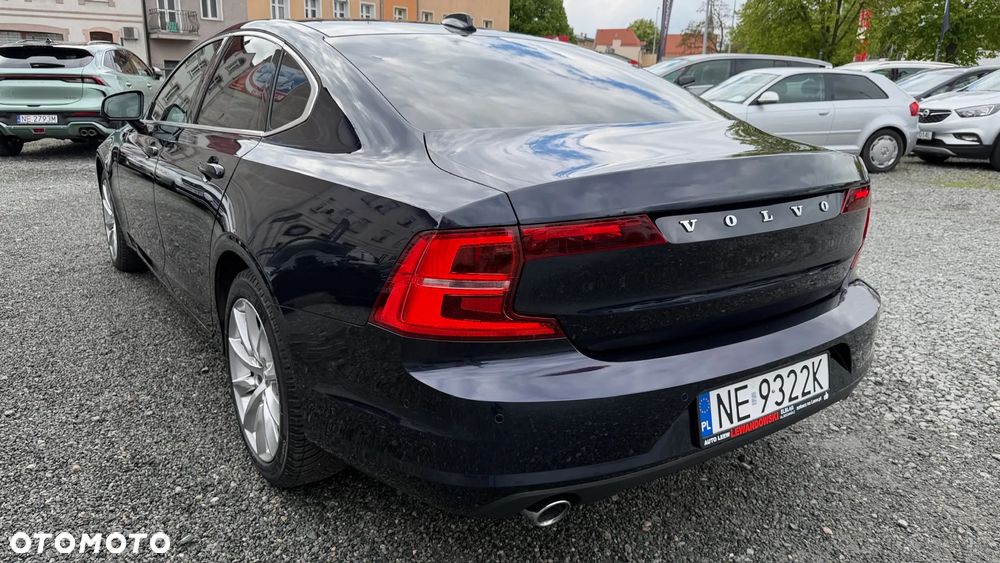 Volvo S90 - 13