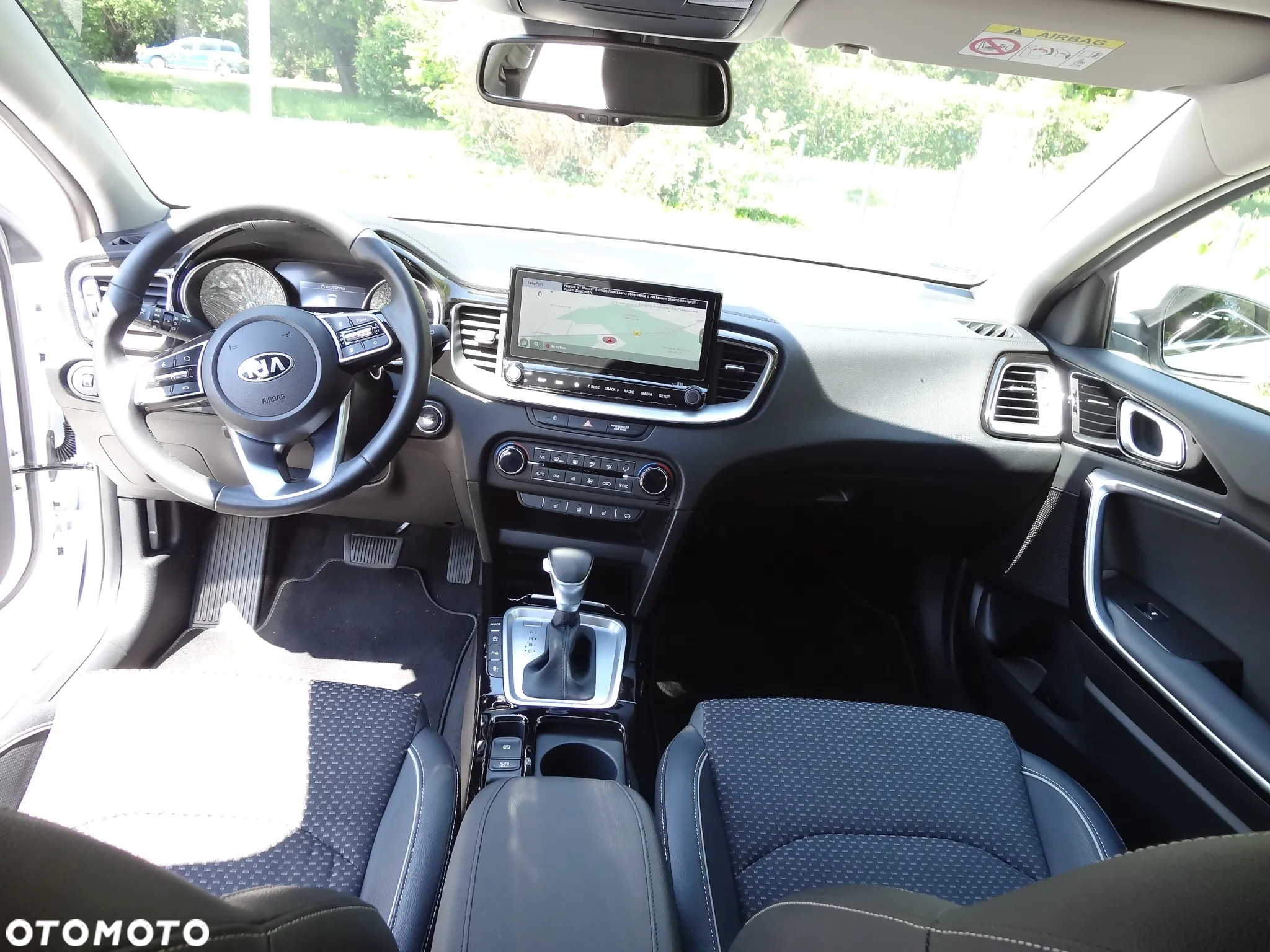 Kia XCeed 1.6 T-GDI L Business Line DCT - 14