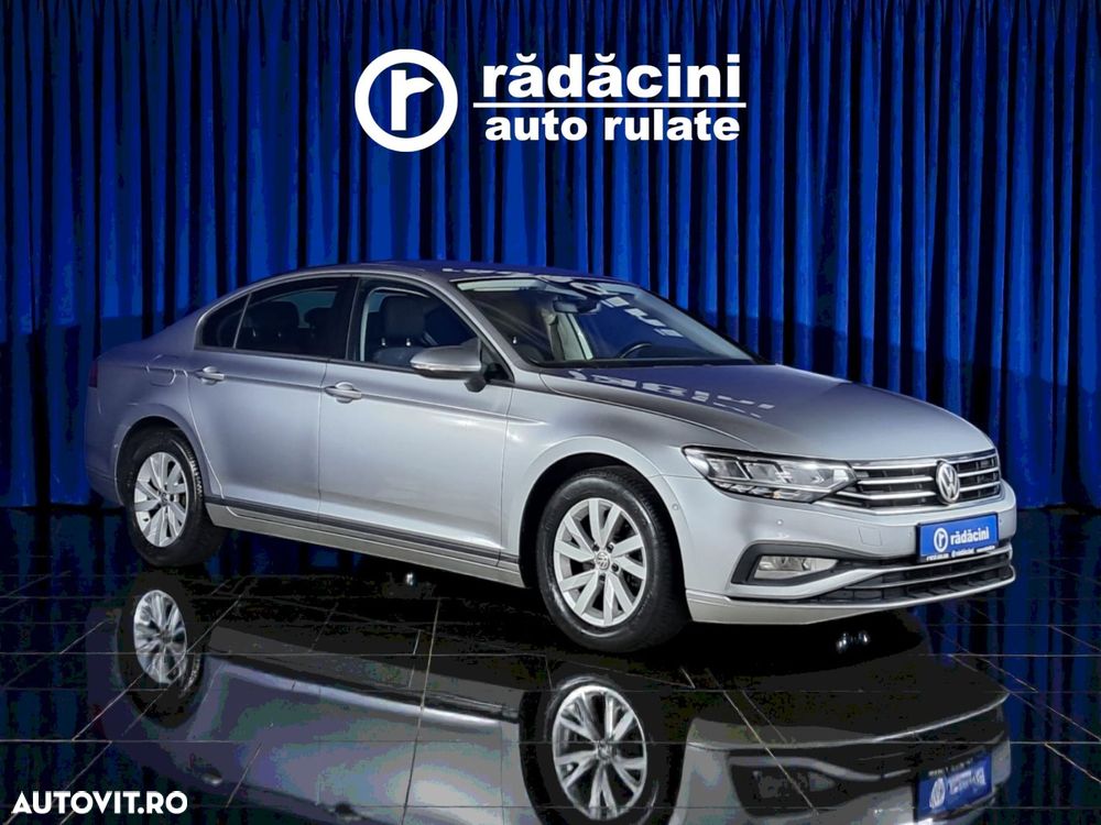 Volkswagen Passat - 1