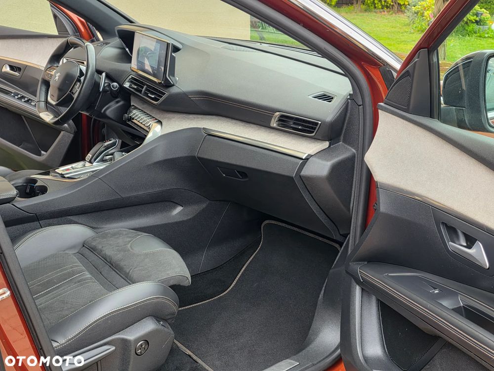 Peugeot 5008 1.6 PureTech GT S&S EAT8 - 33