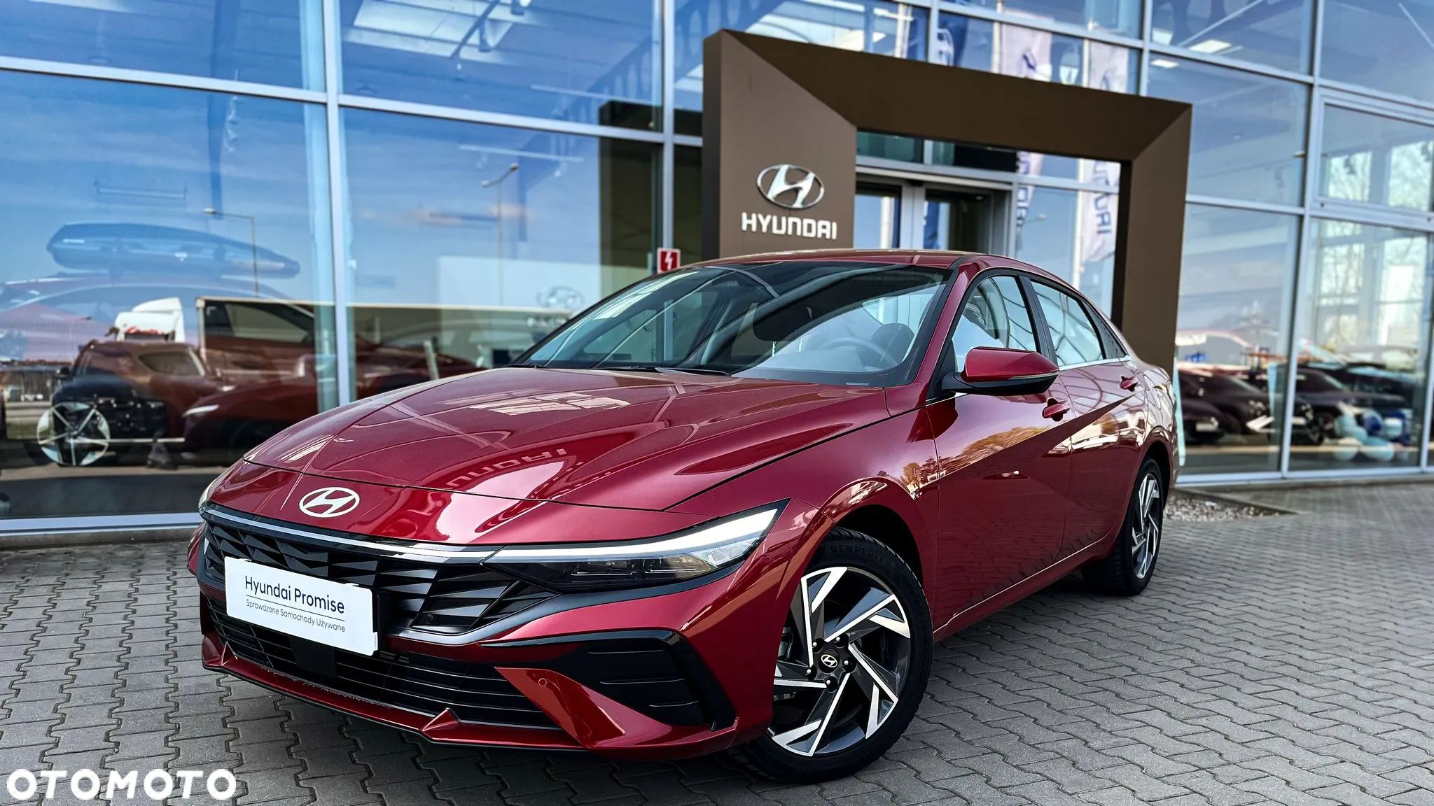 Hyundai Elantra 1.6 Smart CVT - 1
