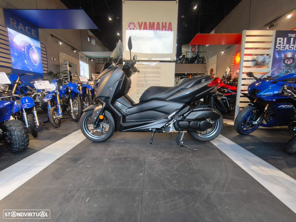 Yamaha X-Max 125 - 10