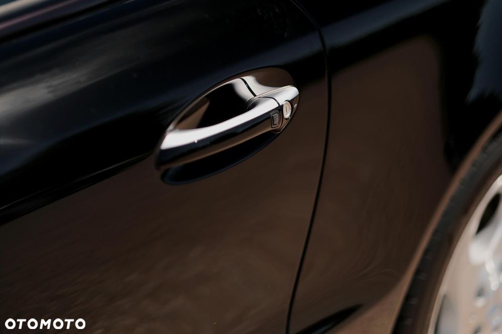 Mercedes-Benz SL - 12