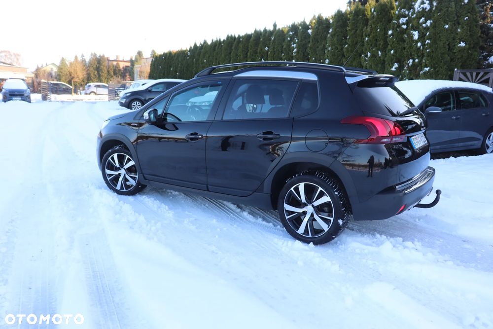 Peugeot 2008 PureTech 130 EAT8 GT Exclusive - 12