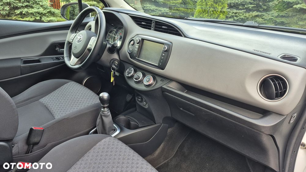 Toyota Yaris 1.33 VVT-i Comfort - 11