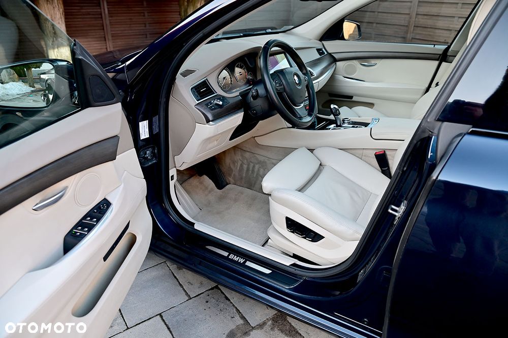 BMW Seria 5 530d xDrive - 20