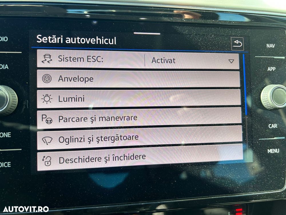 Volkswagen Passat 2.0 TDI DSG 4Mot Highline - 24