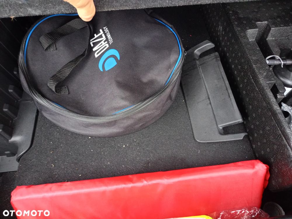 Renault Captur 1.6 E-TECH Plug-In R.S Line - 15