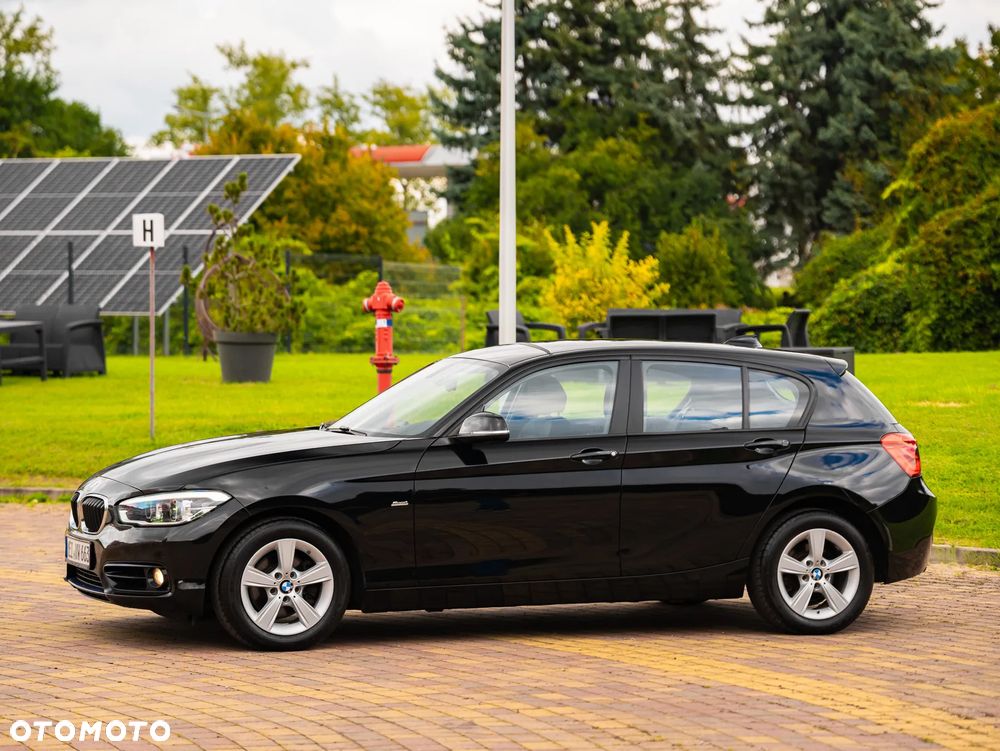 BMW Seria 1 120i Sport Line - 10