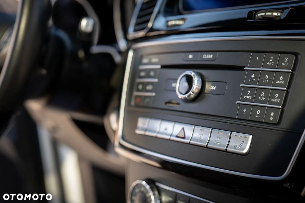 Mercedes-Benz GLE 400 4Matic 7G-TRONIC AMG Line - 24