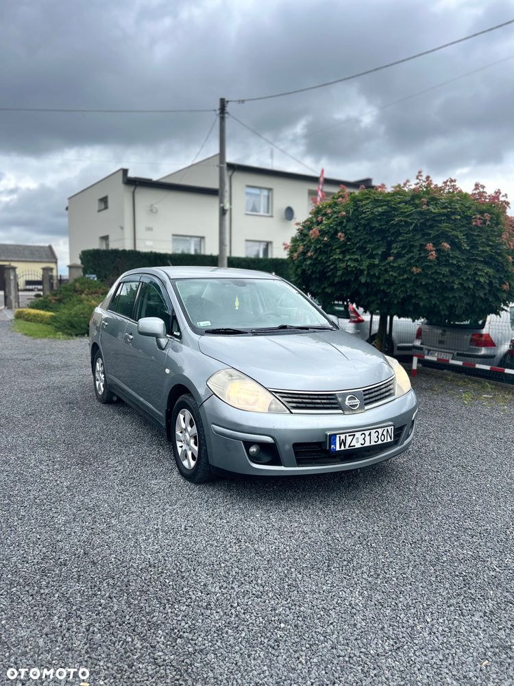 Nissan Tiida - 3