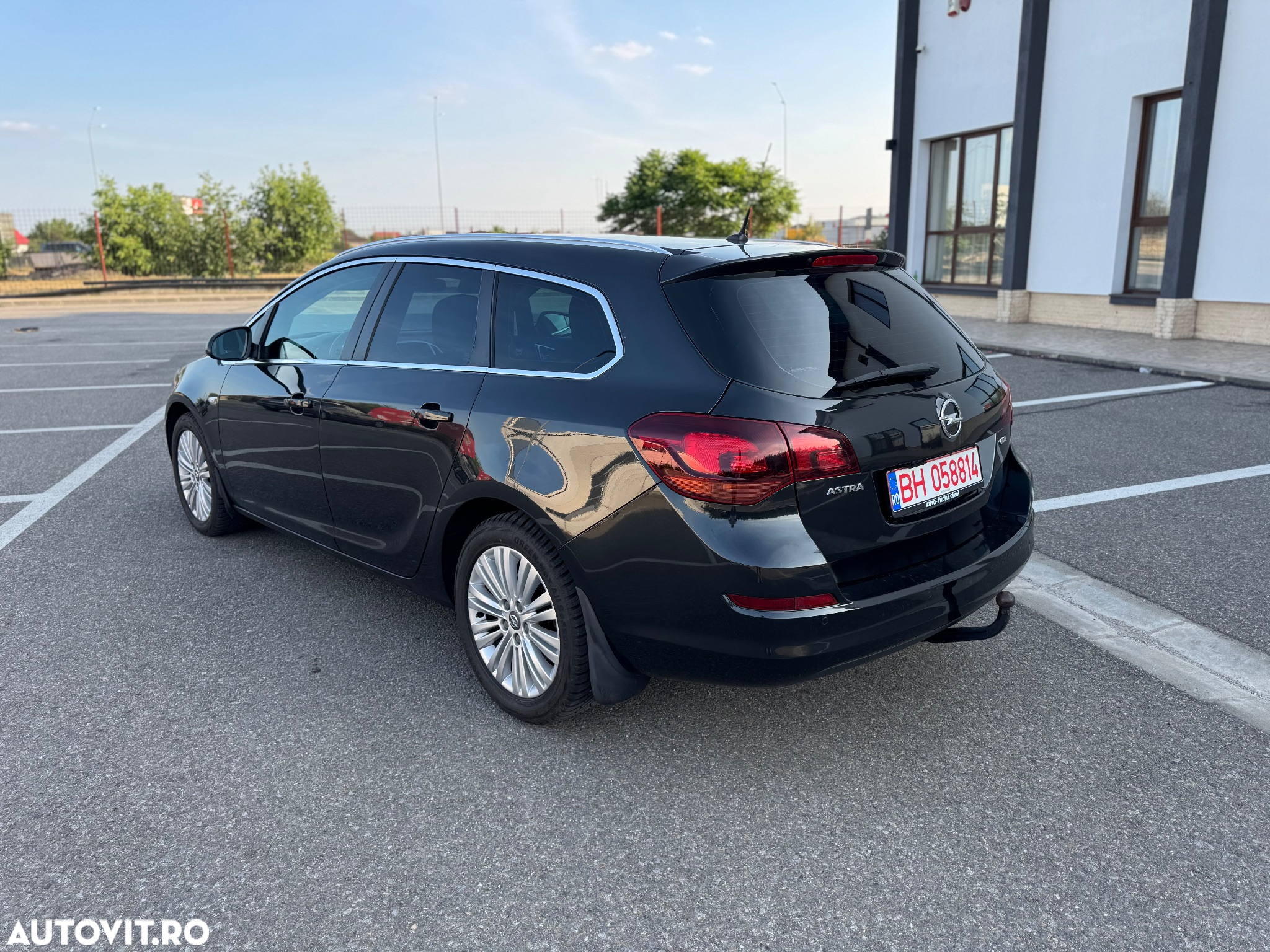 Opel Astra 1.7 CDTI DPF ecoFLEX Sports TourerStart/Stop 105g Innovation - 4