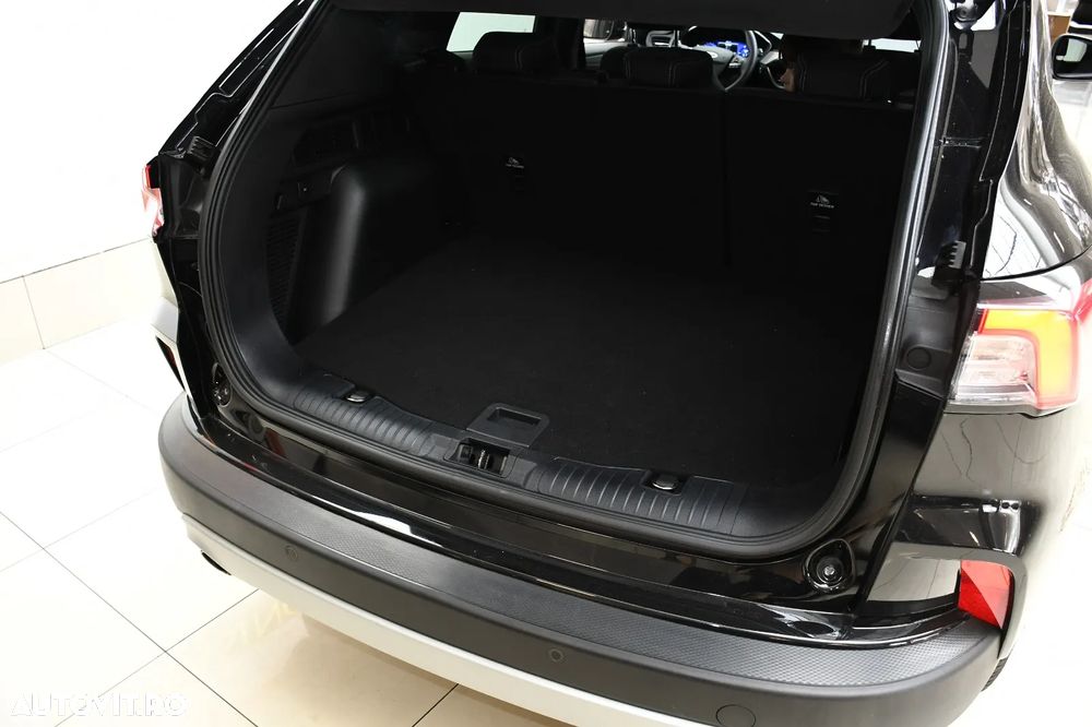 Ford Kuga 2.5 Duratec FWD FHEV Titanium - 33