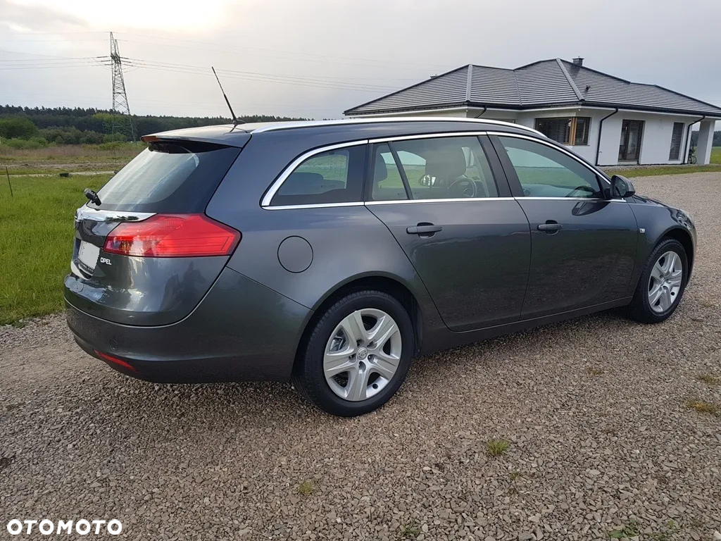 Opel Insignia 1.8 Sports Tourer - 6
