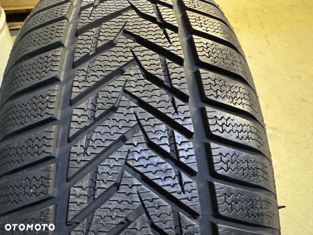 Opony zimowe Vredestein Wintrac Xtreme S 215/50 R 18. - 4