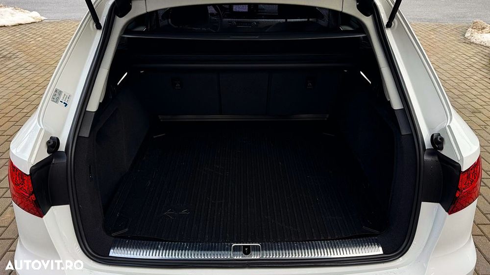 Audi A4 40 TDI S tronic S line - 34