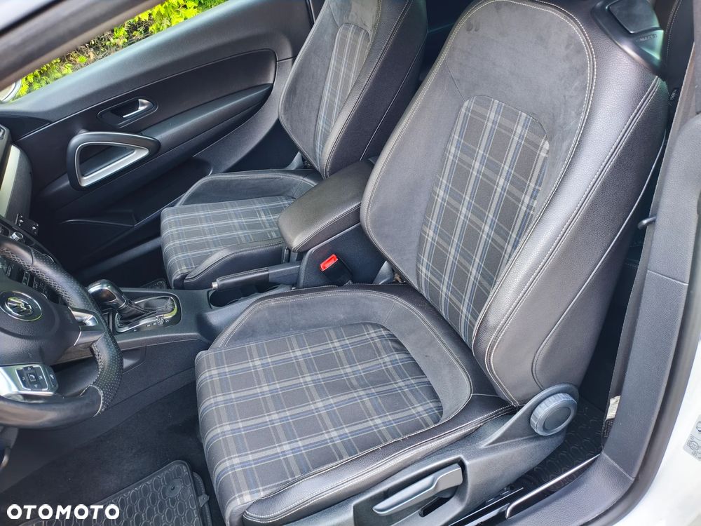 Volkswagen Scirocco 2.0 TDI DSG Match - 8