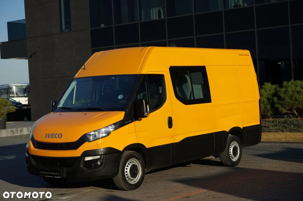 Iveco DAILY 35-140 / BRYGADÓWKA / 7 MIEJSC / BLASZAK / FURGON / SPROWADZONY - 1
